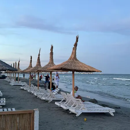 D10 Beach Retreats Lidl Area Navodari Exterior photo